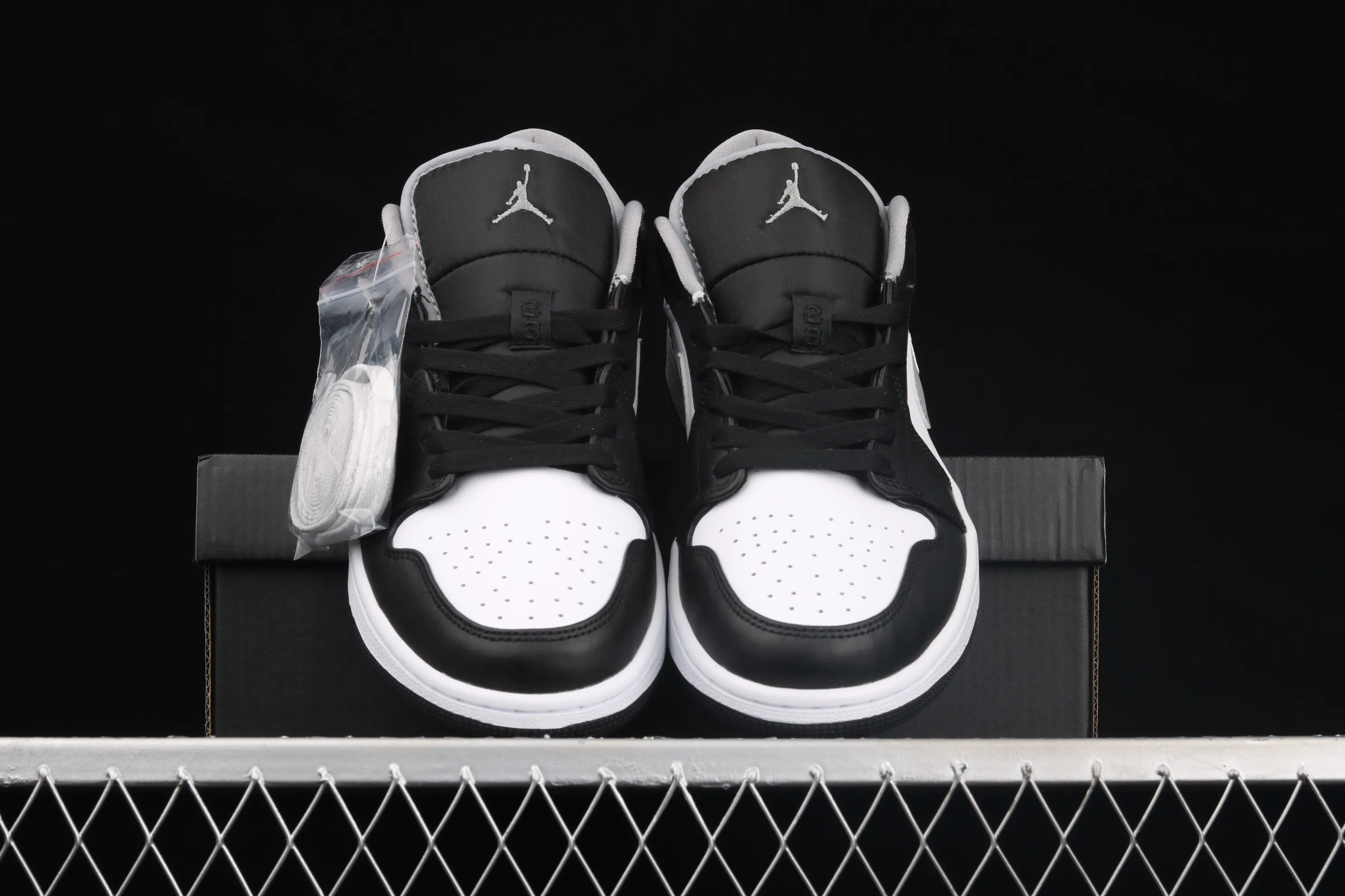 All categories Air Jordan Jordan series basketball shoes Air Jordan 1 Low Air Jordan 1 Low AJ1 Joe 1 low-top cultural and leisure sports sneakers 553558-040